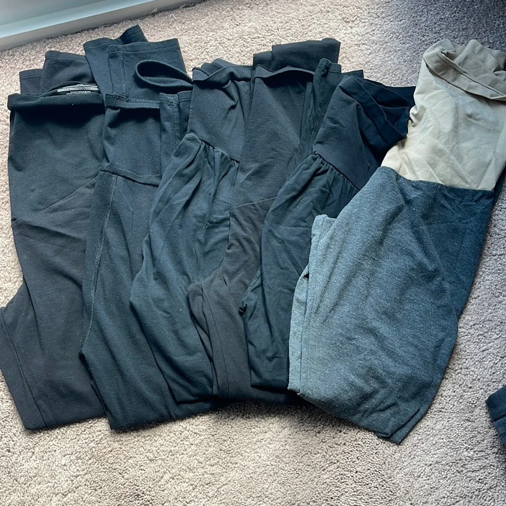 6 size small maternity leggings - Picture 1 of 11